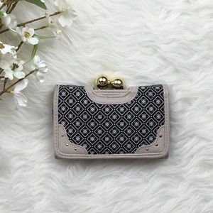 🌜 3/$25 ASOS | New Look Wallet with golden clasp